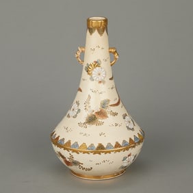 Kinkozan Japanese Satsuma Porcelain Gilt Vase