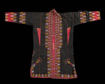 19th/20th c. Uzbek Silk Embroidered Chrypy Robe