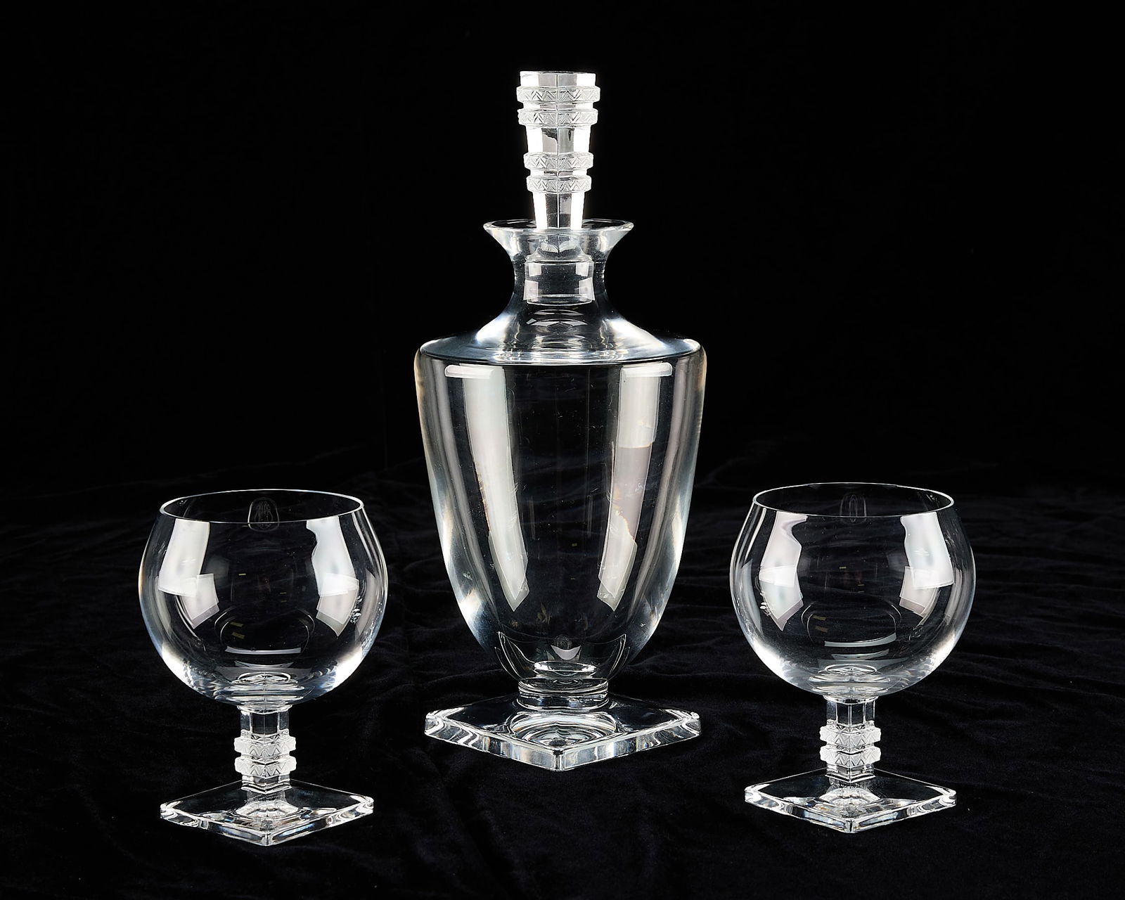 Lalique "Argos" Decanter & 2 Cordial Glasses (1 of 8)