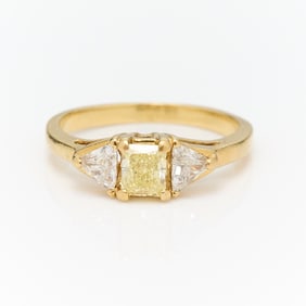 18k Yellow Gold & Yellow Diamond Ring