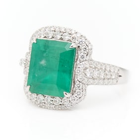 Platinum Diamond & Emerald Ring