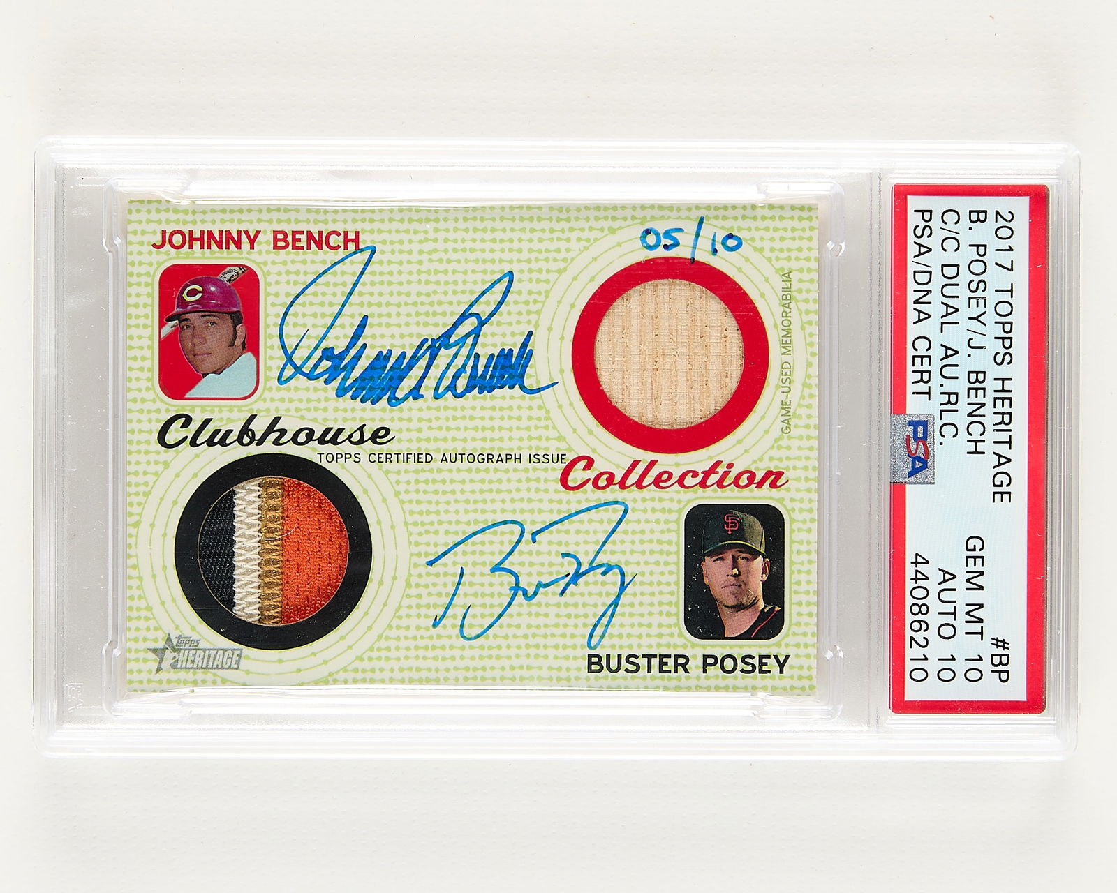 2017 Topps Her. Dual Relic/Auto Bench/Posey PSA 10: 2017 Topps Heritage Clubhouse Collection, dual autograph relics #BP, Johnny Bench and Buster Posey baseball card. PSA/DNA: 44086210.Height: 5 1/4 in x width: 3 1/8 in.