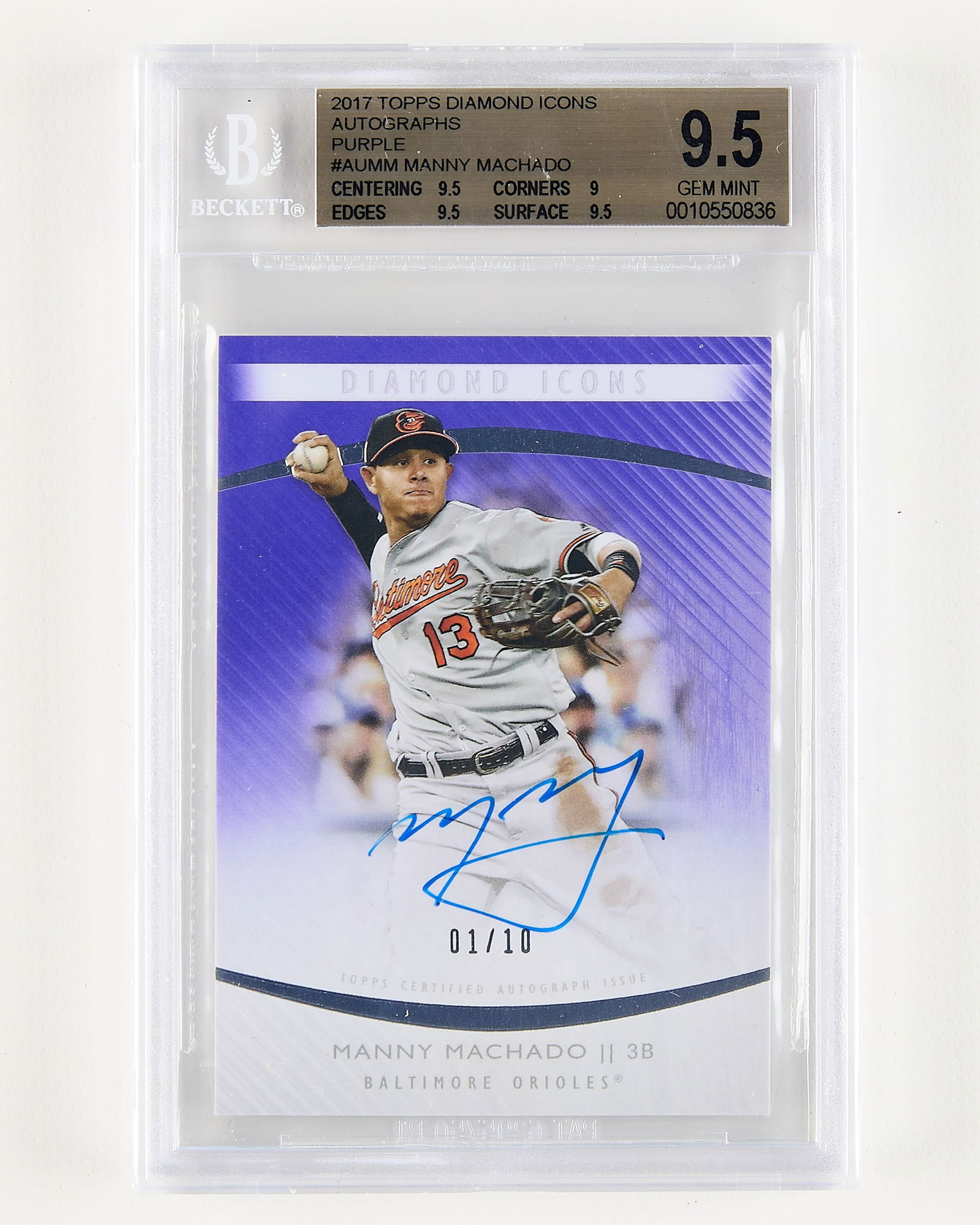 2017 Topps Dia. Icons Machado Auto BGS 9.5: 2017 Topps Diamond Icons #AUMM autographs purple, Manny Machado baseball card. BGS: 0010550836.Height: 5 1/4 in x width: 3 1/4 in.