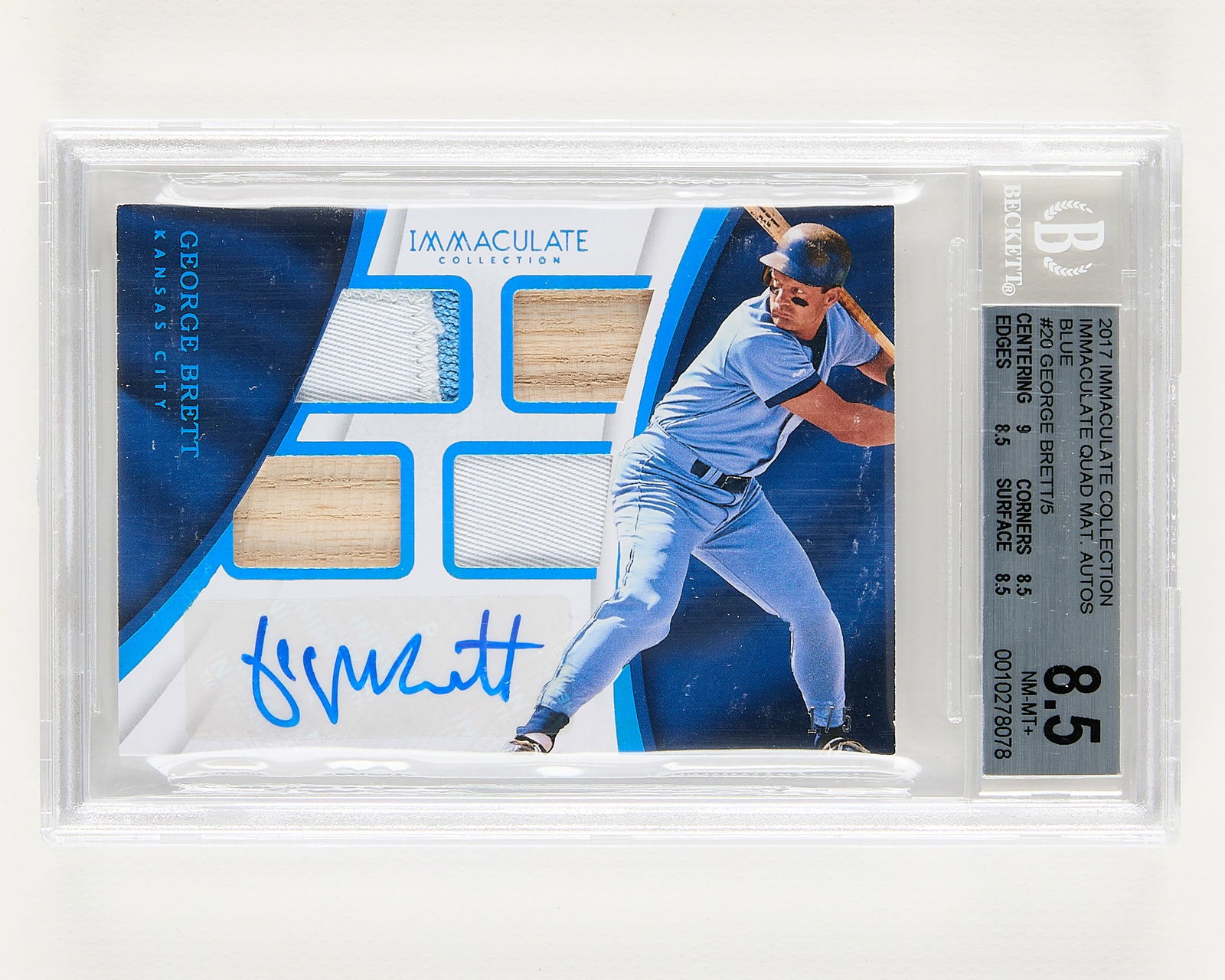 2017 Topps George Brett Auto 4x. Relic BGS 8.5 (1 of 2)