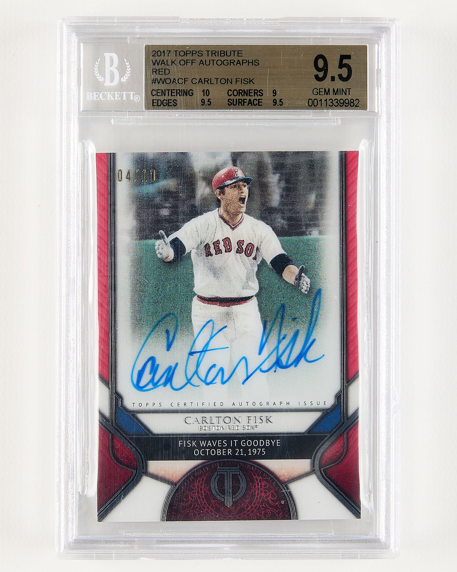 2017 Topps Tribute Carlton Fisk Auto BGS 9.5 (1 of 2)