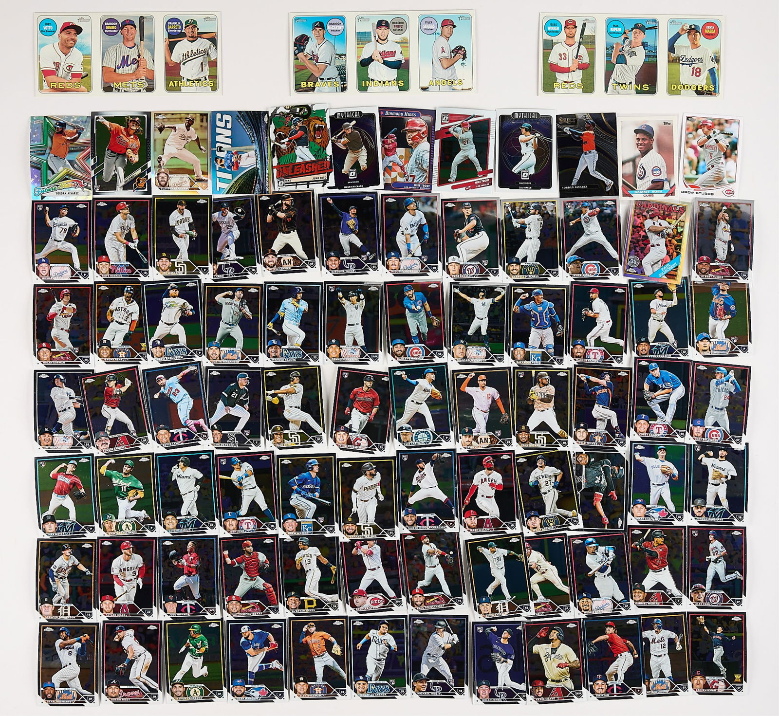 Large Group Assorted Baseball Cards - 5