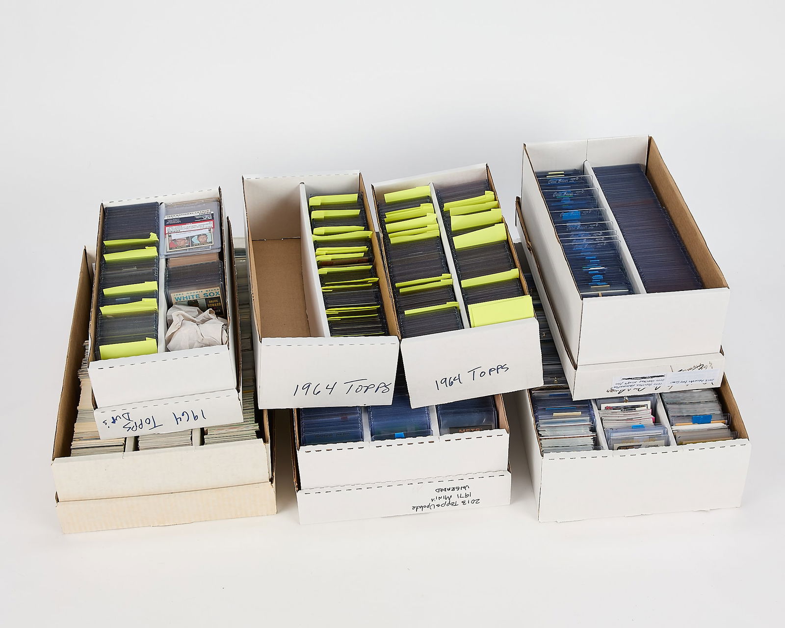 Large Collection Baseball Cards - 2