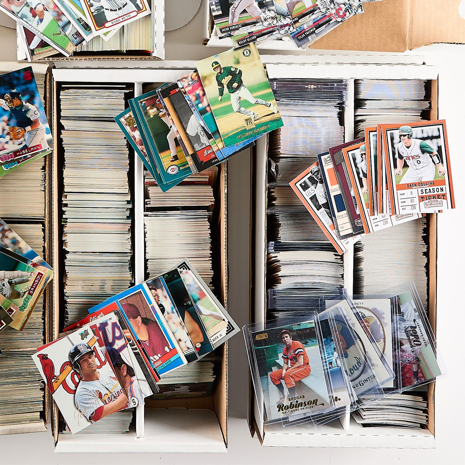 Large Collection Assorted Baseball Cards - 3