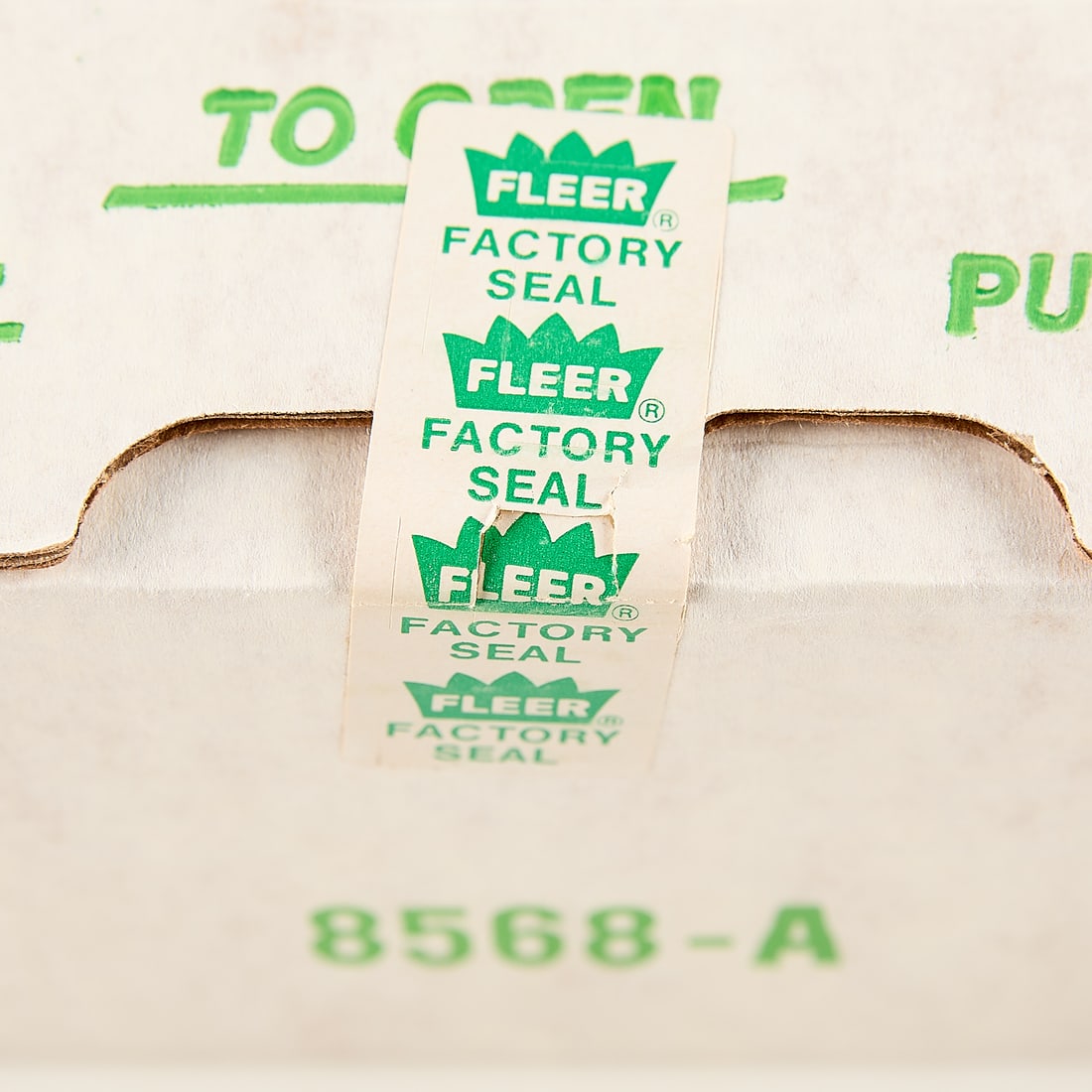 Large Collection Assorted Baseball Cards - 4