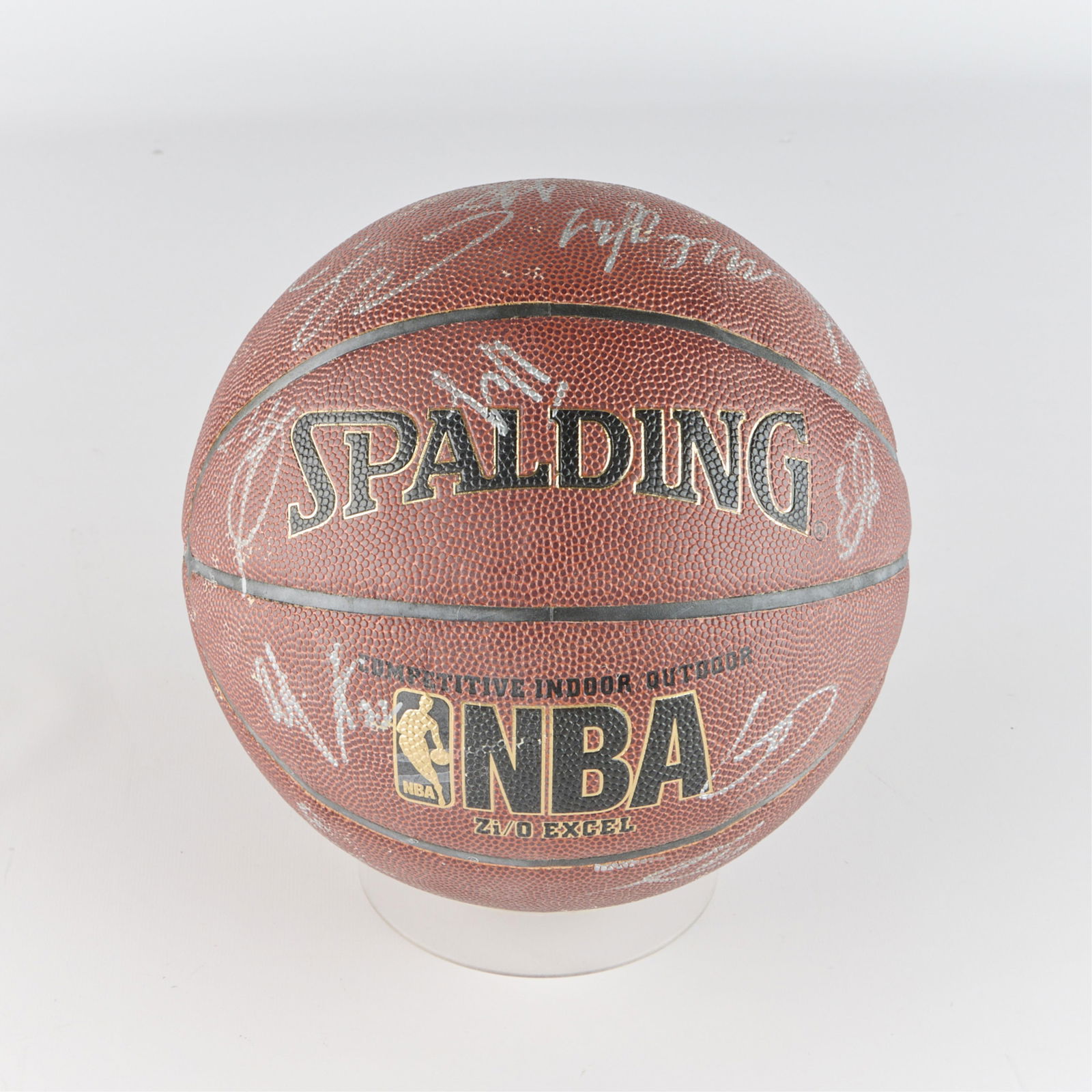 2012-14 MN Timberwolves Team Signed Basketball: Basketball signed in silver sharpie by members of the MN Timberwolves. Diameter: 9 1/2 in.