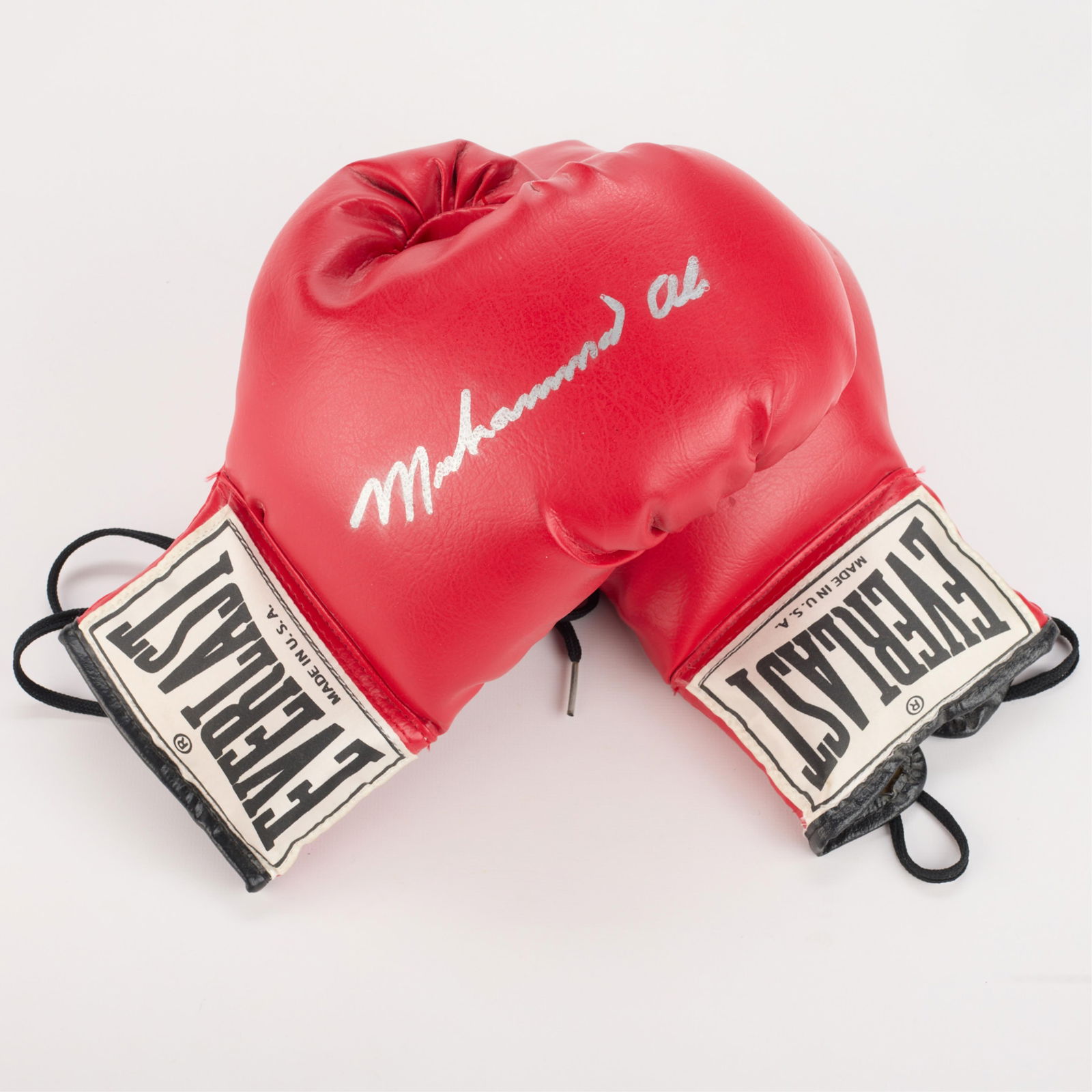 Muhammed Ali Boxer Glove Signed (1 of 4)