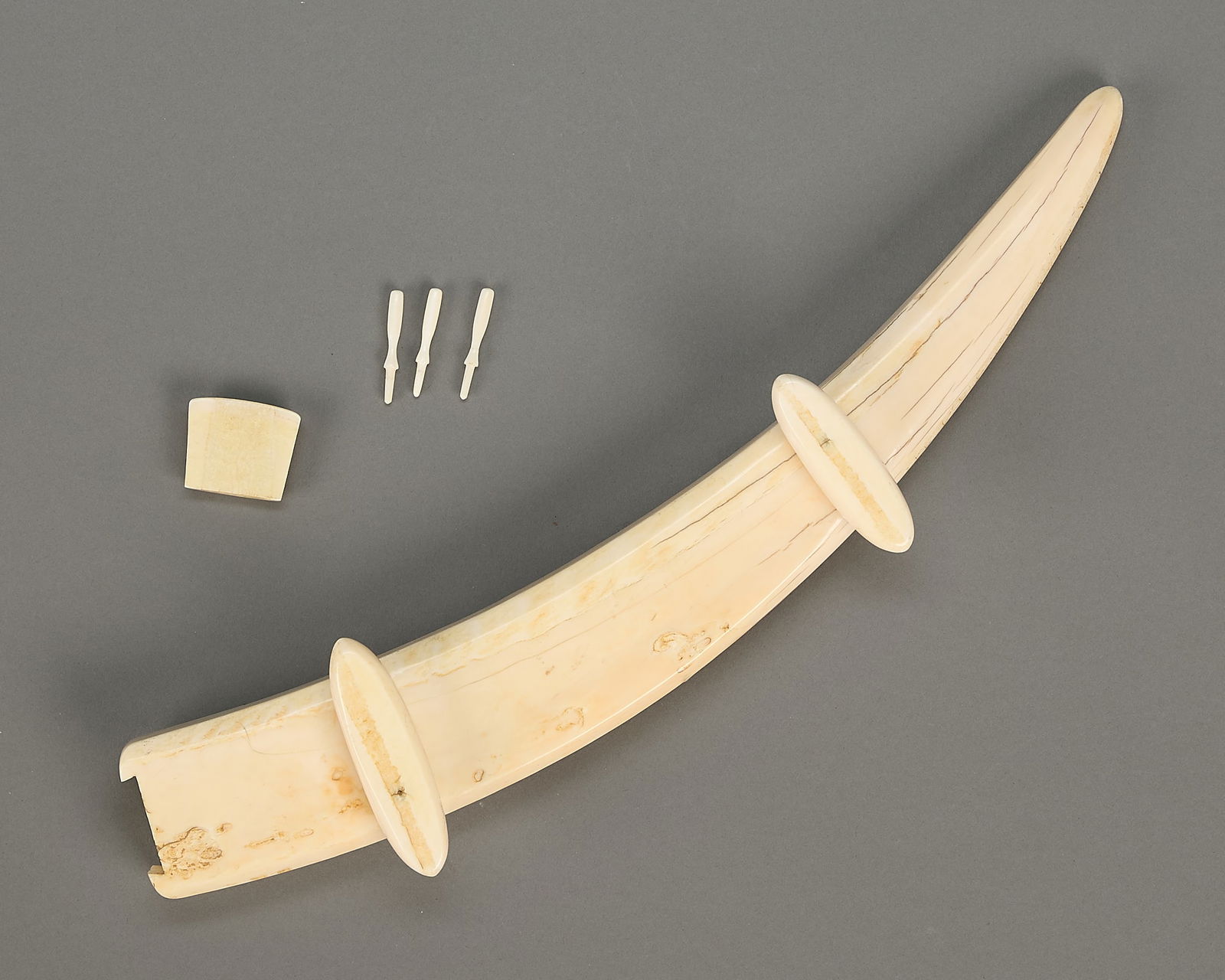 Inuit Cribbage Board - 4