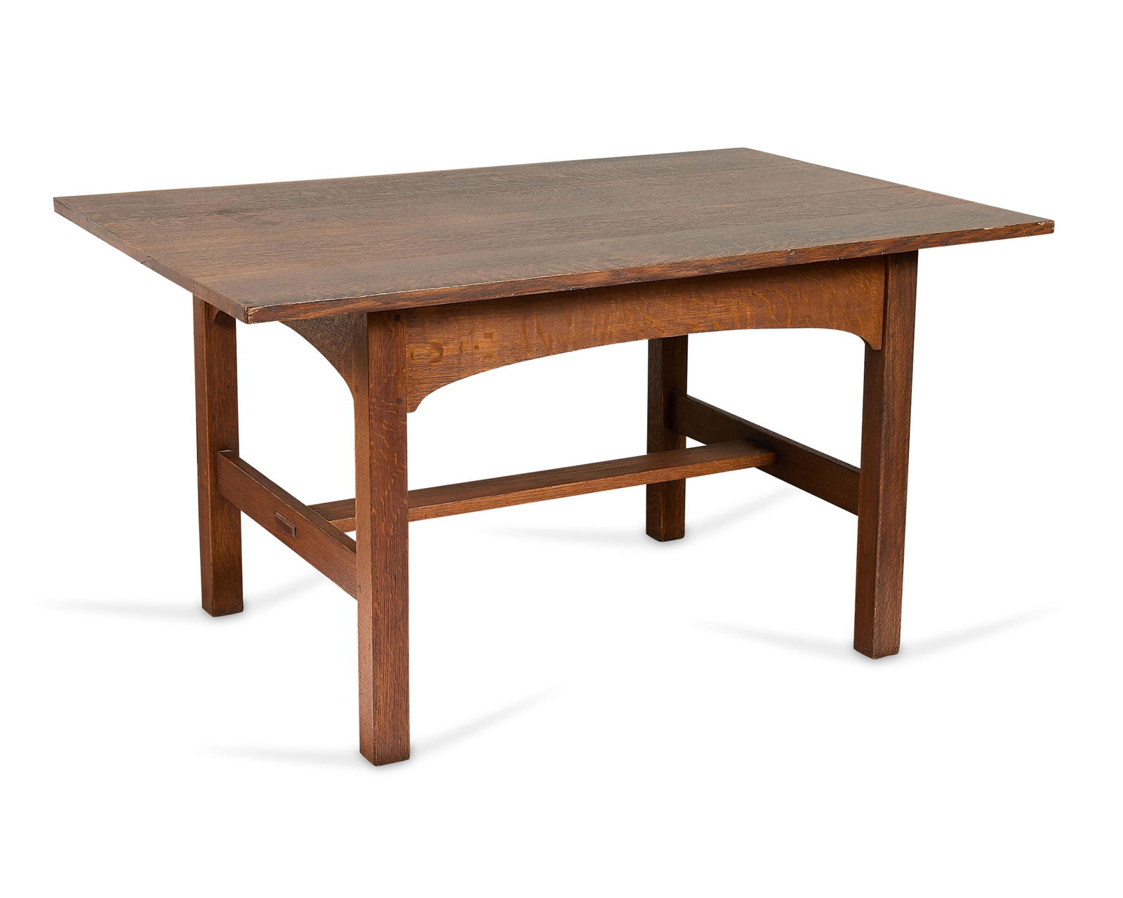 Style of Stickley Arts and Crafts Library Table: Antique American Arts and Crafts Mission oak style library counter, dining table, or trestle writing desk, early 20th century. Similar in style to library tables designed and manufactured by L. & J.G.