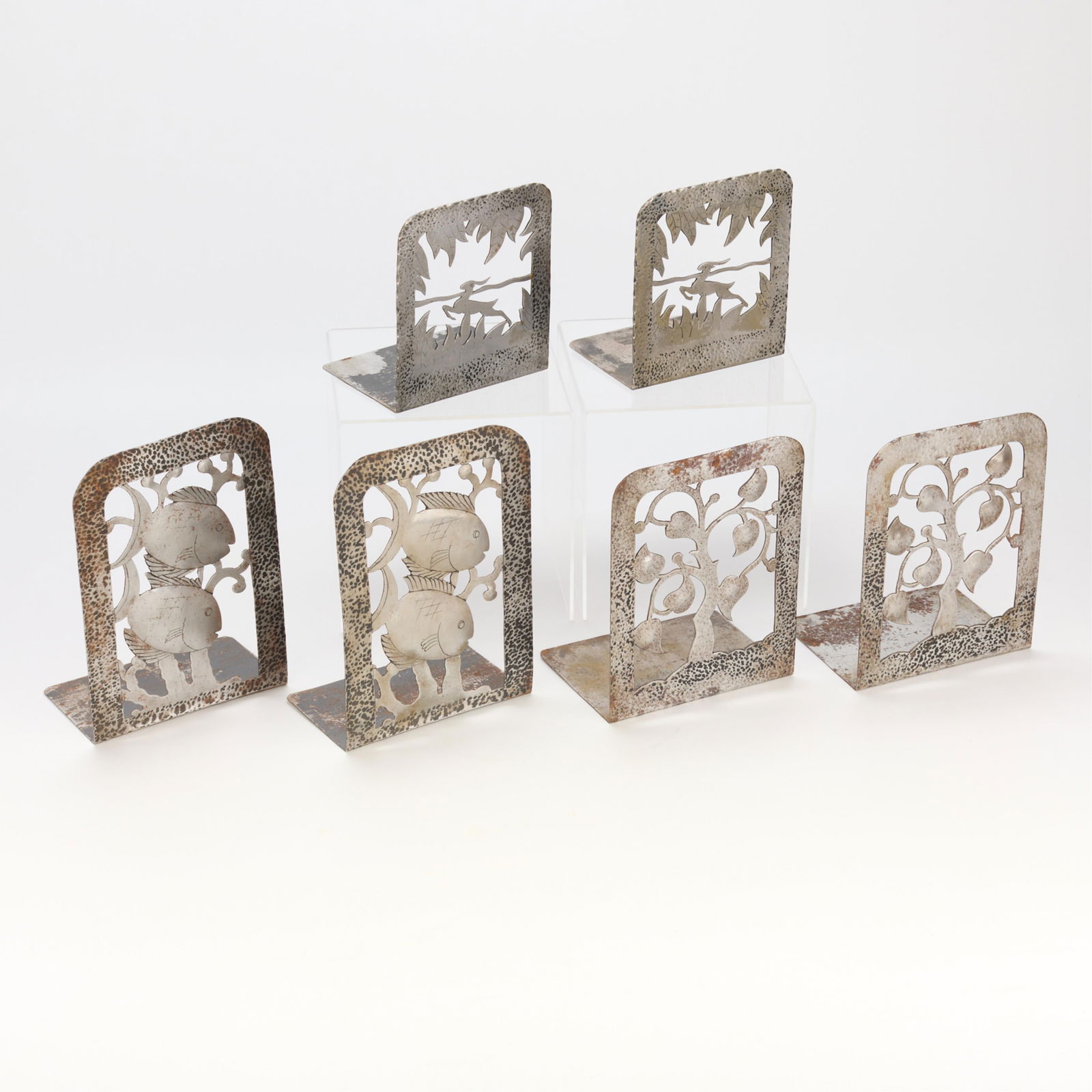6 WPA MN Art Project Hammered Steel Bookends (1 of 7)