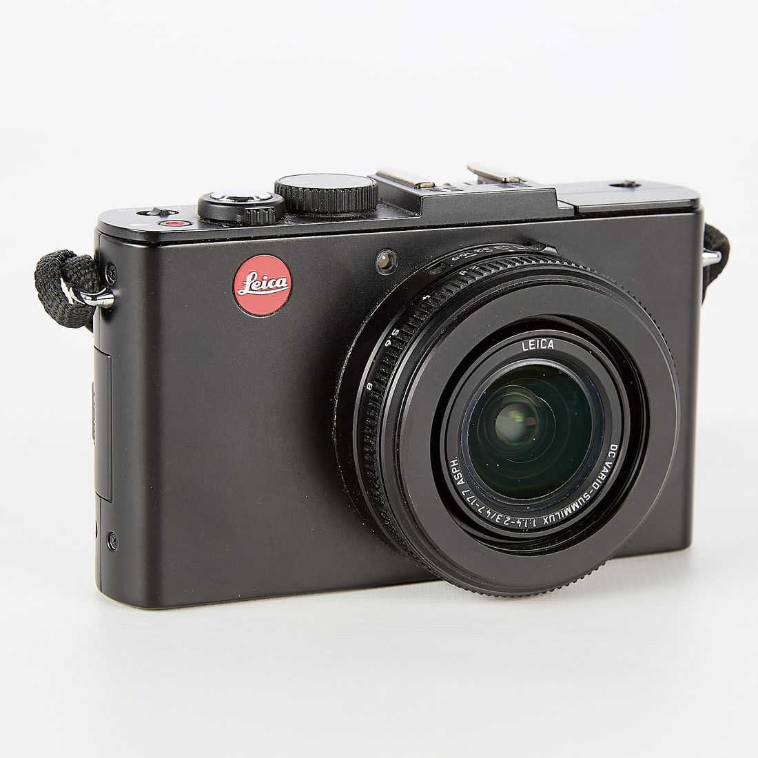 Leica D-Lux 6 Camera w/ Adapter - 2