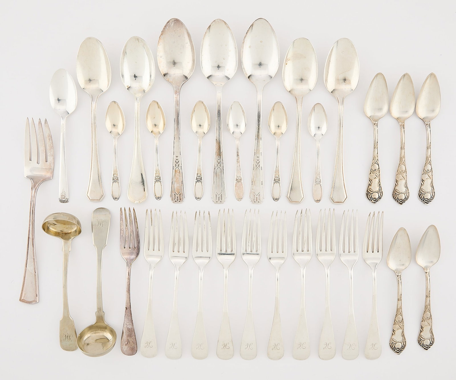 33 Pcs Misc. Silverplate Utensils - 1,205.2 g (1 of 7)