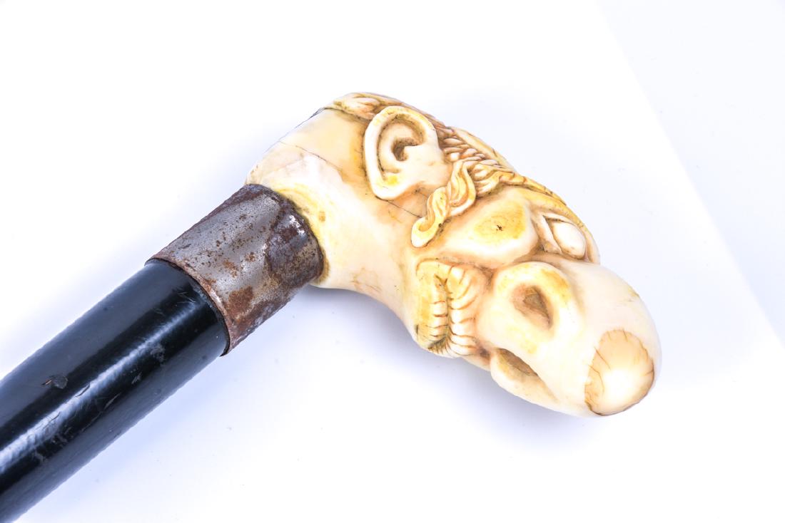 An antique grotesque / anti-Semitic walking stick (1 of 5)