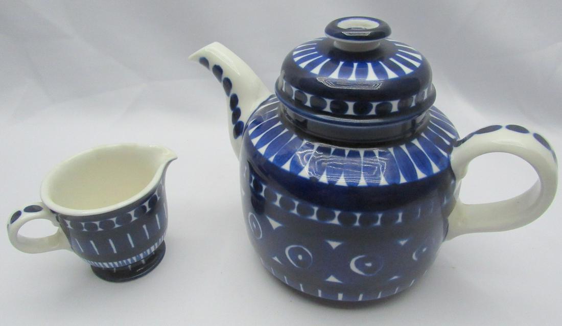 Lot of ceramic teapot and milk dish made by Arabia Finland, Valencia model designed by Ulla Procope: Lot of ceramic teapot and milk dish made by Arabia Finland, Valencia model designed by Ulla Procope, 1960s, decorated with rich cobalt blue hand painting on a white background, signed, height: 7-16 cm
