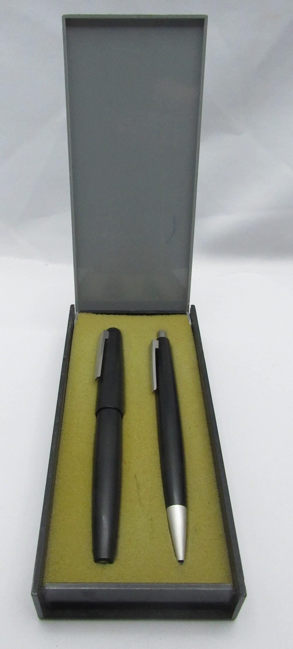 Set of two pens made by Lamy, model 2000 (1 of 4)