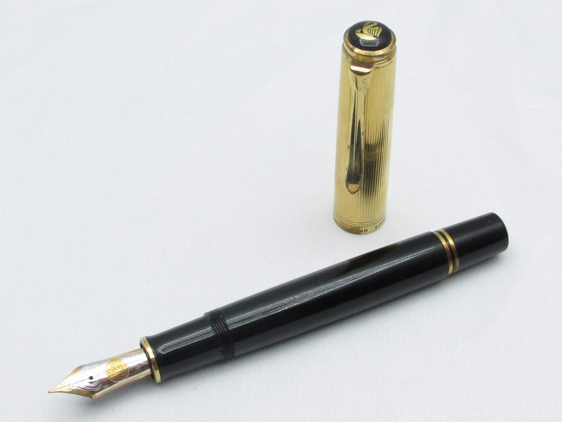 Fountain pen made by Pelikan, model M1050 (1 of 5)