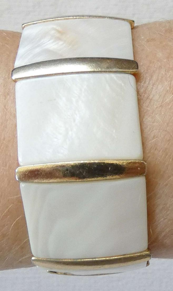 Vintage mother of pearl and gold tone panel stretch bracelet, art craft. (1 of 5)