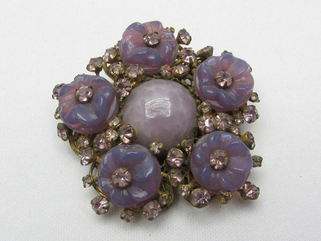 Quality vintage fashion brooch designed by Miriam Haskell (1 of 5)