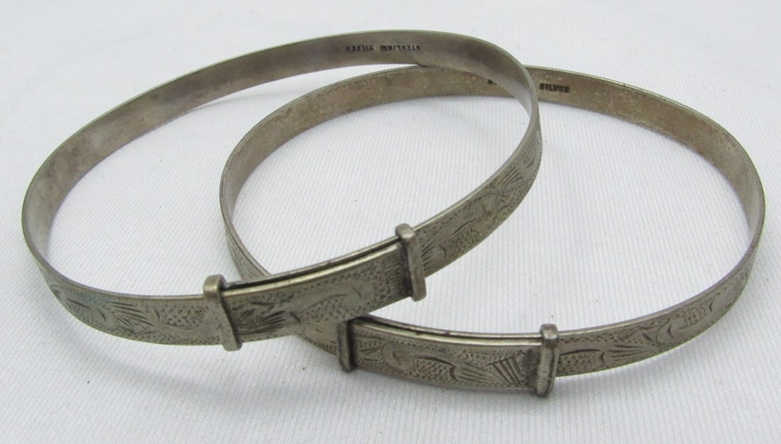 A Pair Of Adjustable Sterling Silver Bangle Bracelets (1 of 8)