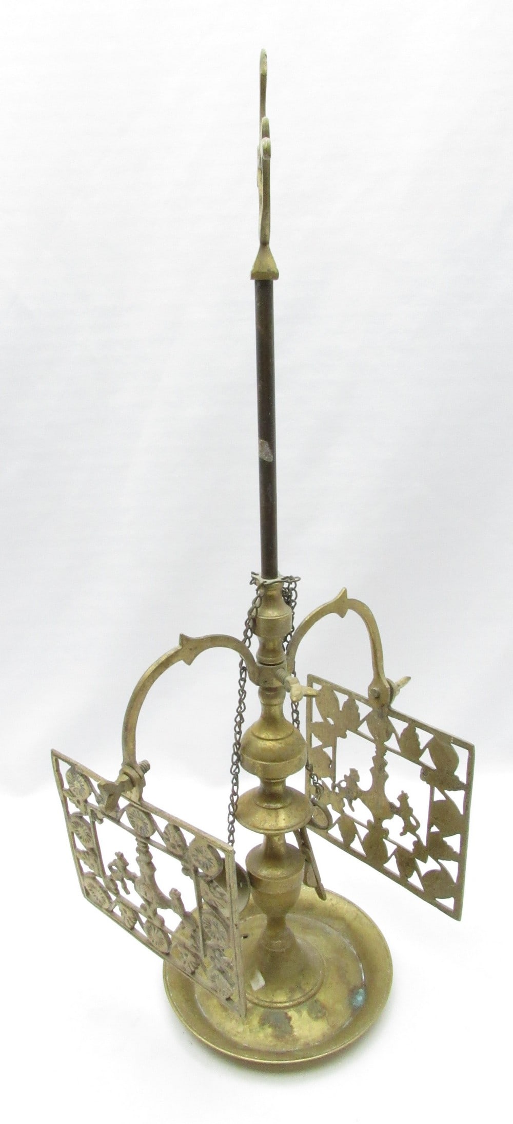 An old Italian "Lucerna" oil lamp (1 of 9)