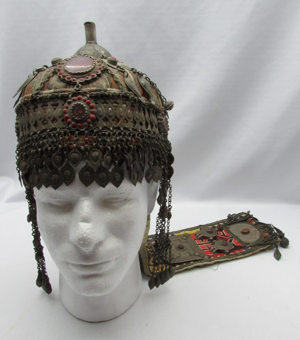 Antique Turkmen Tekke bridal hat from the 19th century (1 of 8)