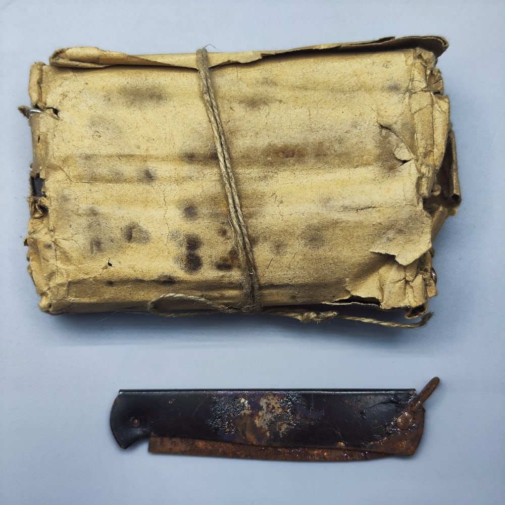 Special! From the evacuation of a warehouse that has not been opened since the mandate period! made (1 of 6)