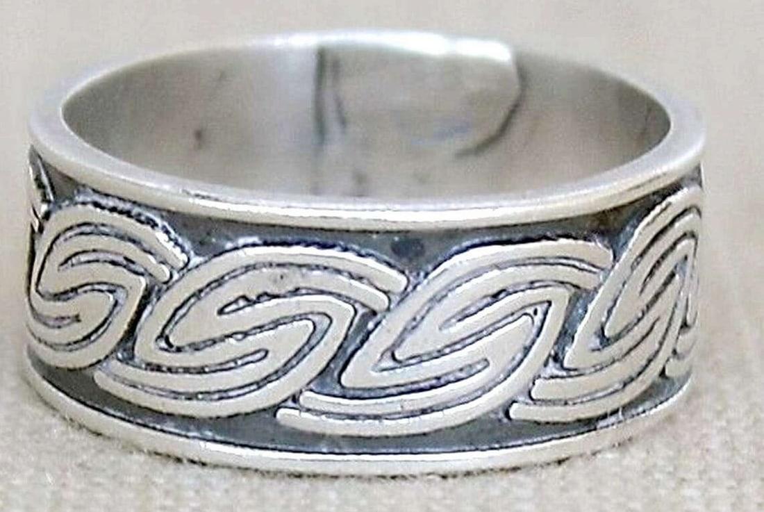 Vintage solid silver sterling 925 engraved band ring, size: 10.5 (1 of 4)