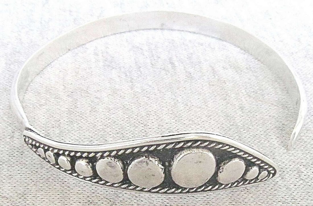 Vintage modernist filigree silver sterling cuff bracelet, 21gr. (1 of 6)