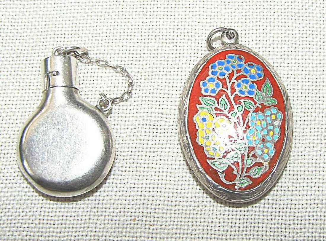 2 Victorian Antique silver sterling pendants – miniature mascara bottle and enamel engraved pendat (1 of 12)