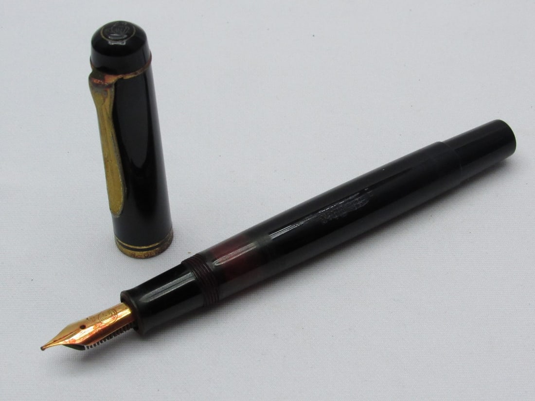 Fountain pen made by Pelikan West Germany, model M200 (1 of 6)