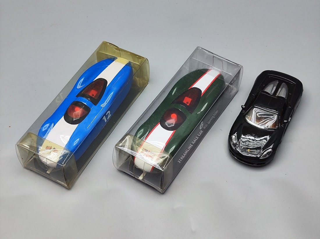 An assortment of 3 collector car models (1 of 5)