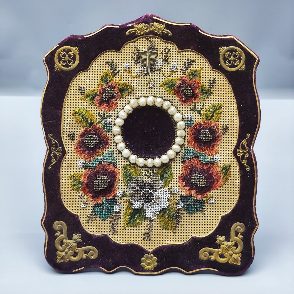 European decorative embroidered pocket watch holder (1 of 7)
