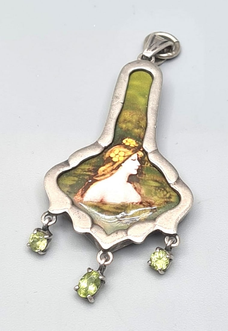 925 silver pendant designed in the Art Nouveau style (1 of 4)