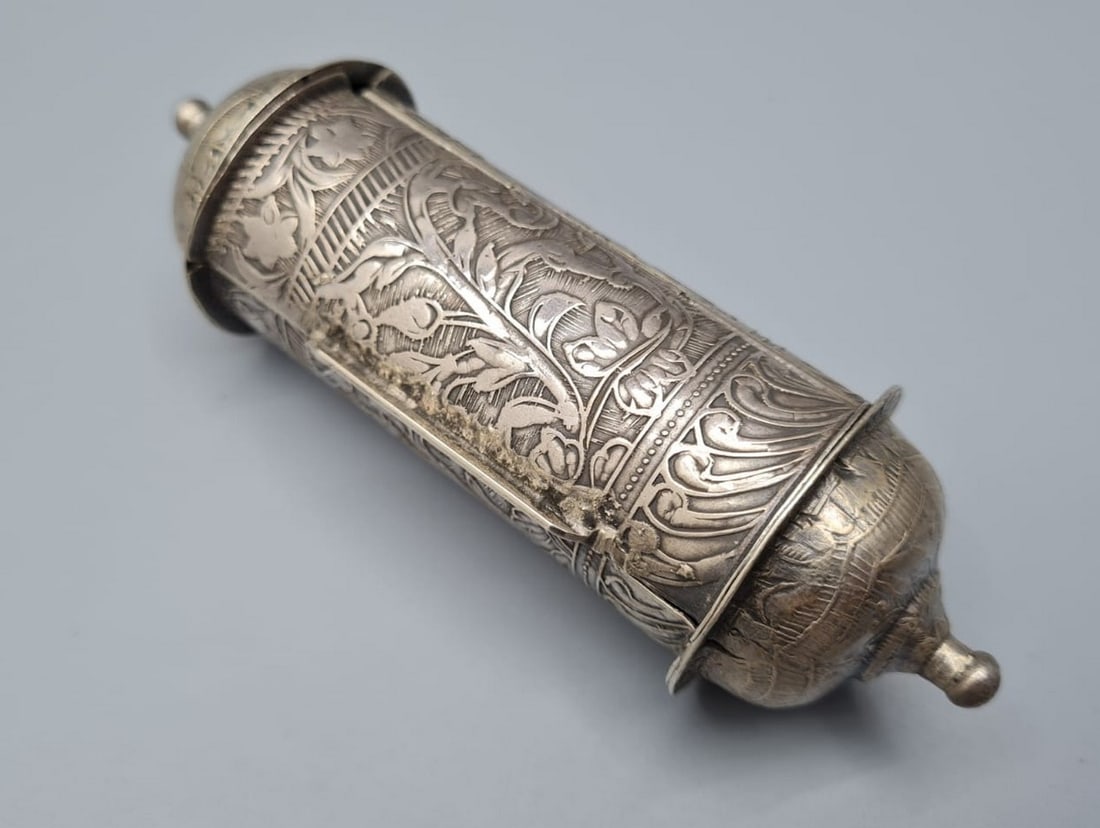 Old 925 silver cylindrical scroll case (1 of 6)