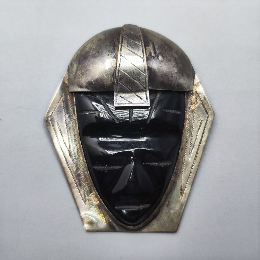Old Mexican "Aztec Face" Sterling Silver Brooch (1 of 2)