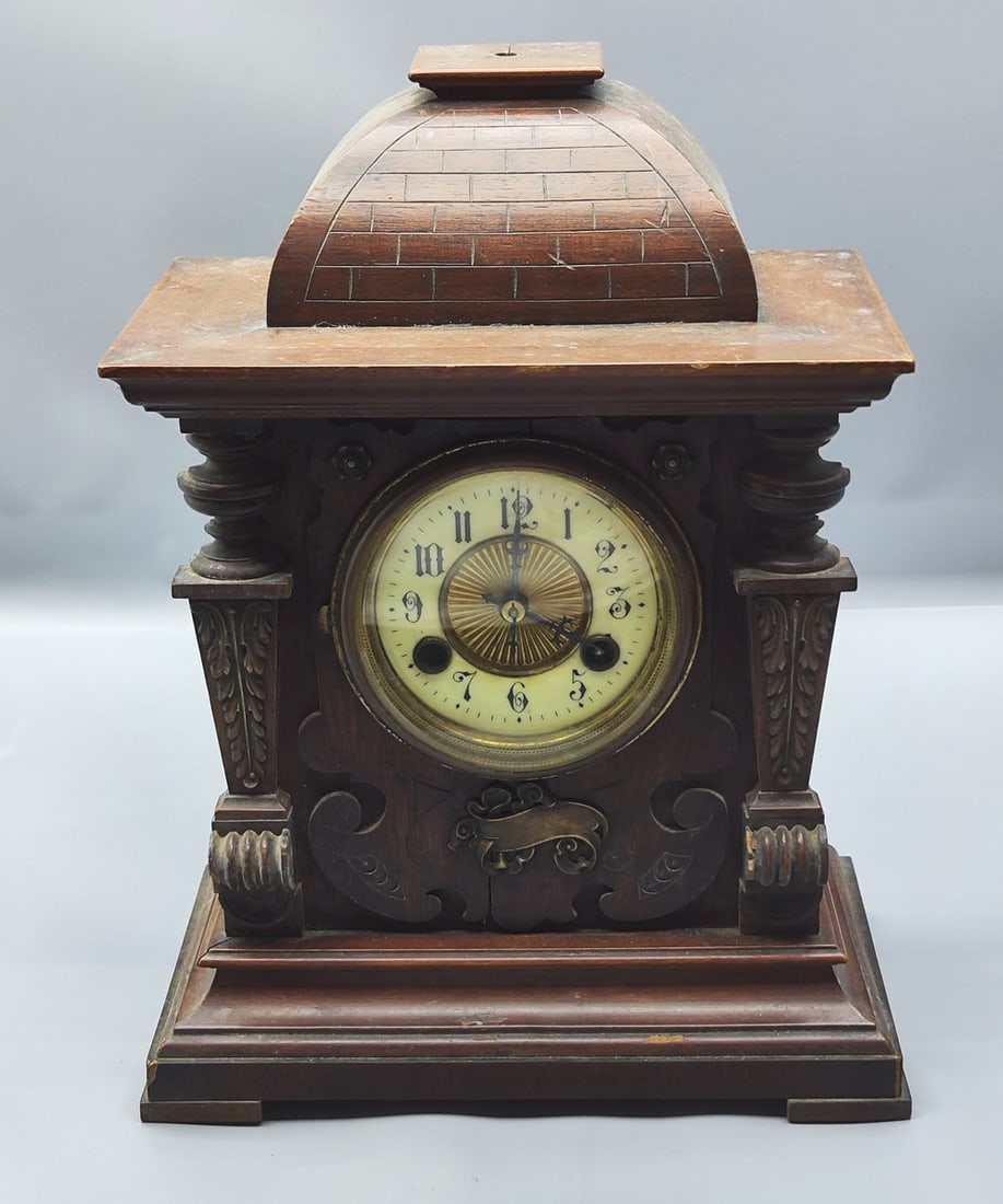 Antique German wooden shelf clock made by Philipp Haas & Söhne (FHS) (1 of 8)