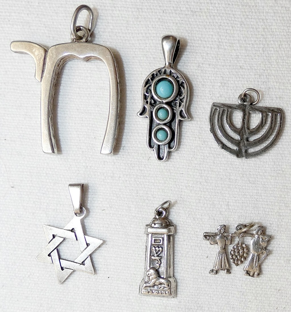 Lot of 6 Jewish silver sterling amulets pendants: Mezuzah, Magen David, Chai, Hamsa, Spies , Menorah (1 of 6)