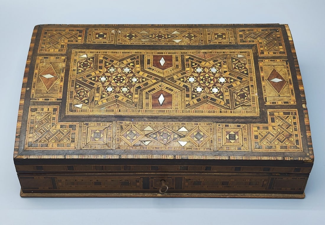 Old Damascene wooden box (1 of 7)