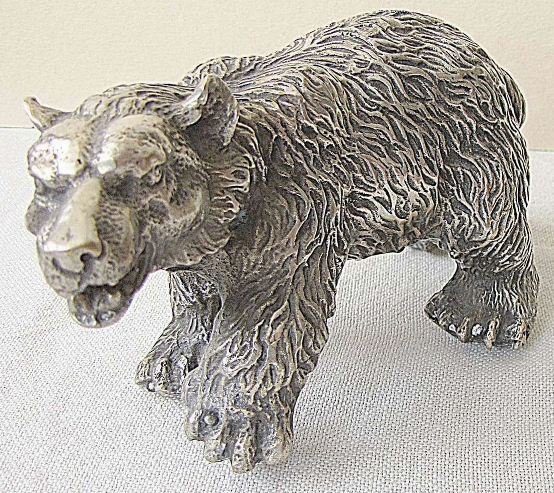 Russian Empire antique silver plated massive bronze Bear large figurine sculpture.: Russian Empire antique silver plated massive bronze Bear large figurine sculpture. Art craft. Engraving. Size: 8.2 x 15.5 x 7.6 cm. (3.2 x 6.1 x 3 inches) Weight: 675 gr.