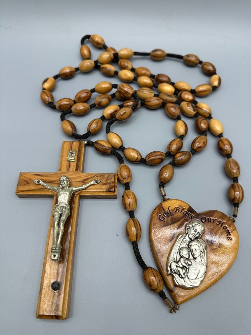 Olive tree Christian rosary - a souvenir of a visit to Jerusalem - with the blessing of the house (1 of 6)