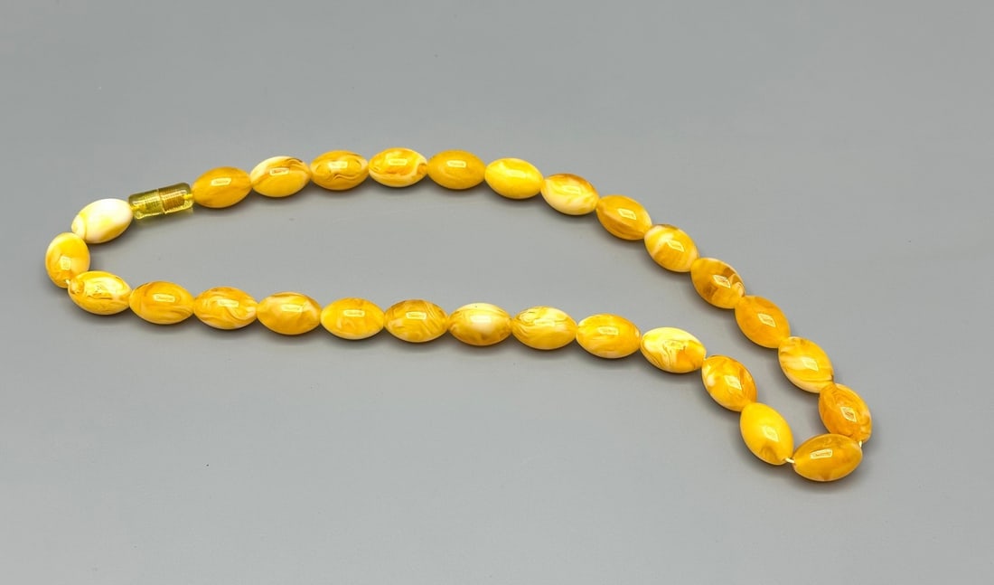 Old Soviet (processed) amber bead necklace (1 of 4)