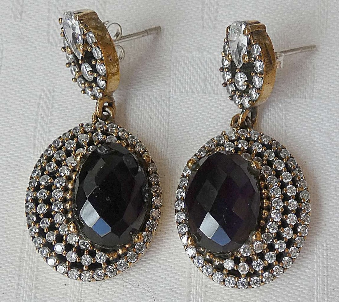 Vintage Gilt Silver Sterling Stud Earrings set with Gemstone and Crystal: Vintage Gilt Silver Sterling Stud Earrings set with Gemstone and Crystal Total size: 3.8 x 1.8 cm Total weight: 15 gr.