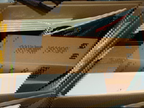 BOX OF OFFICE SUPPLIES BOX OF OFFICE SUPPLIES AP: BOX OF OFFICE SUPPLIES APPEARS TO INCLUDE TONER, BINDER, PAPER, ETC. Quantity: 1