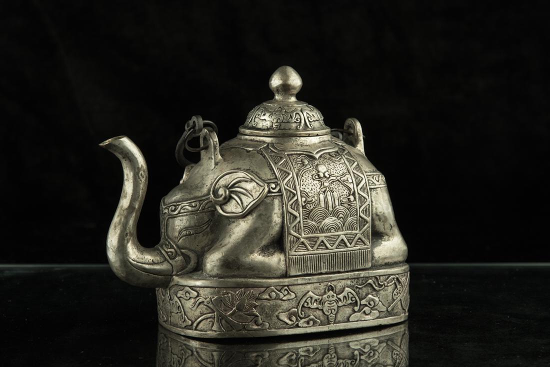 Asian silver elephant shaped tea pot (1 of 4)