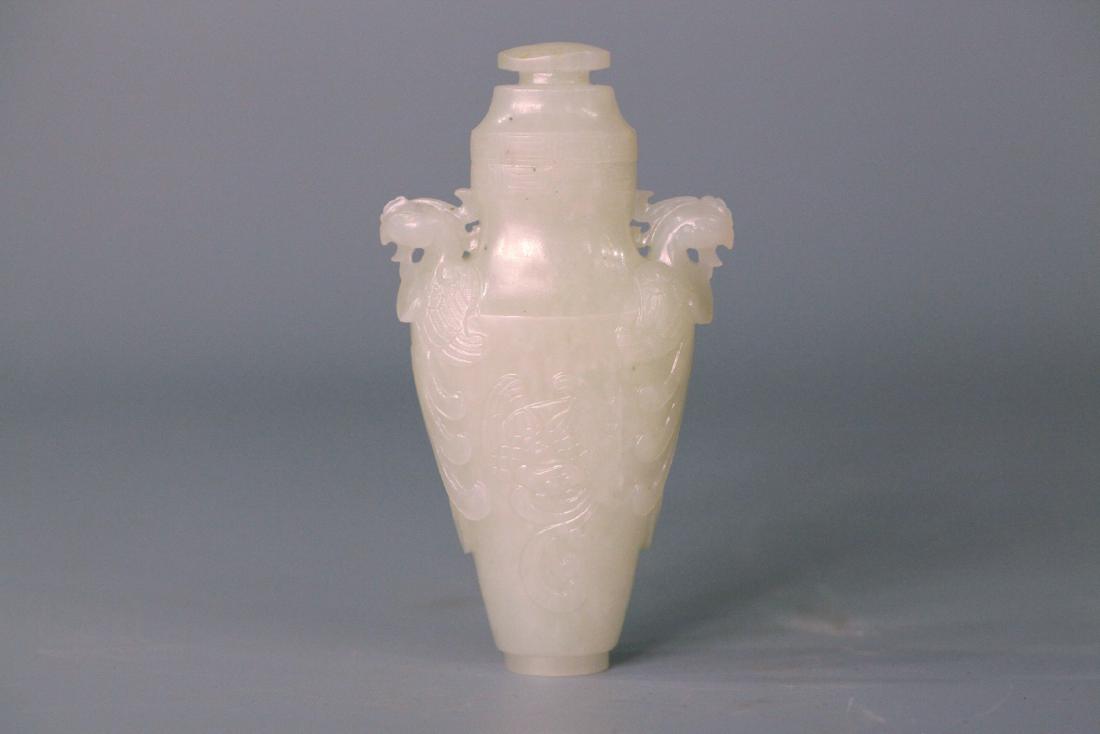 A chinese jade carved small container (1 of 9)