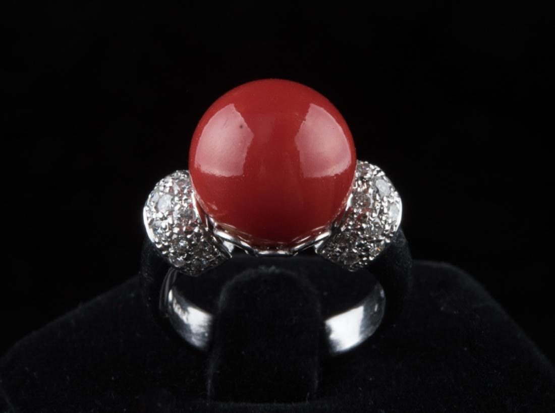 Red ball coral ring. Diamond decoration (1 of 4)